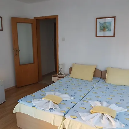 Veselina Guest house Primorsko