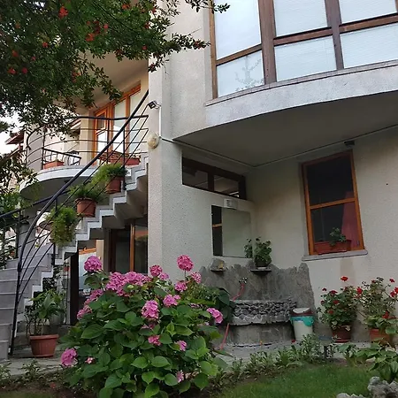 Veselina Guest house Primorsko